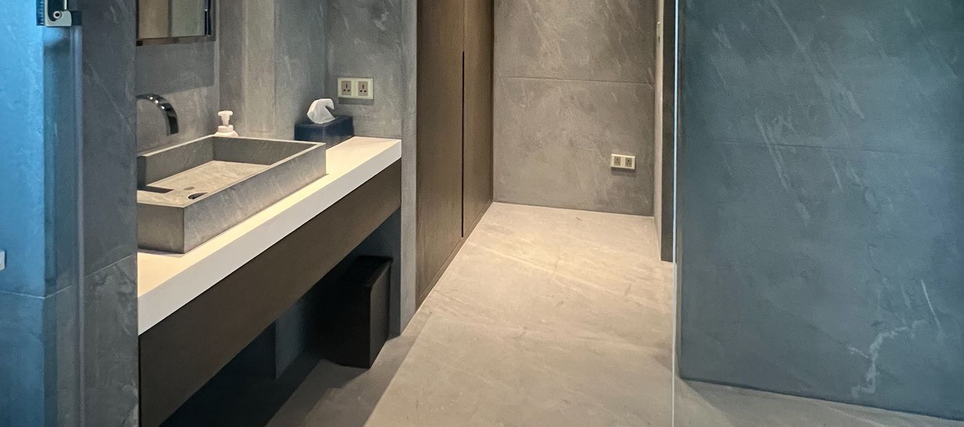 Residence Charoenkrung bathroom Swiss Grey