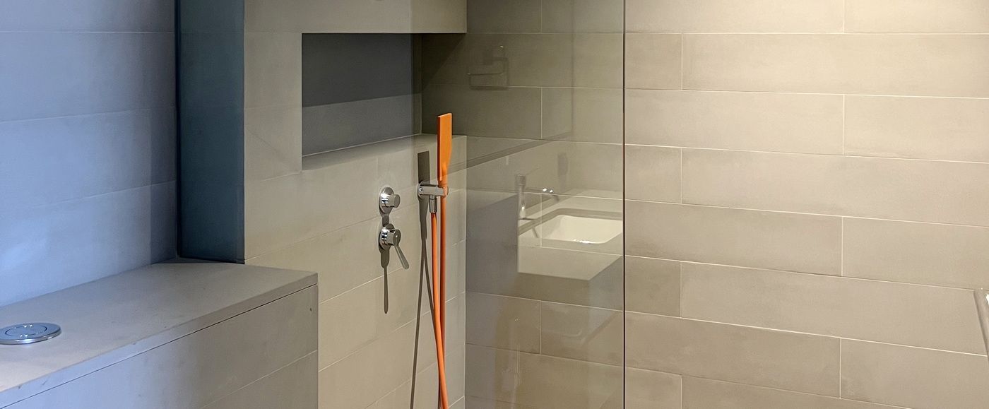 Windshell Narathiwat Ice Grey bathroom 3