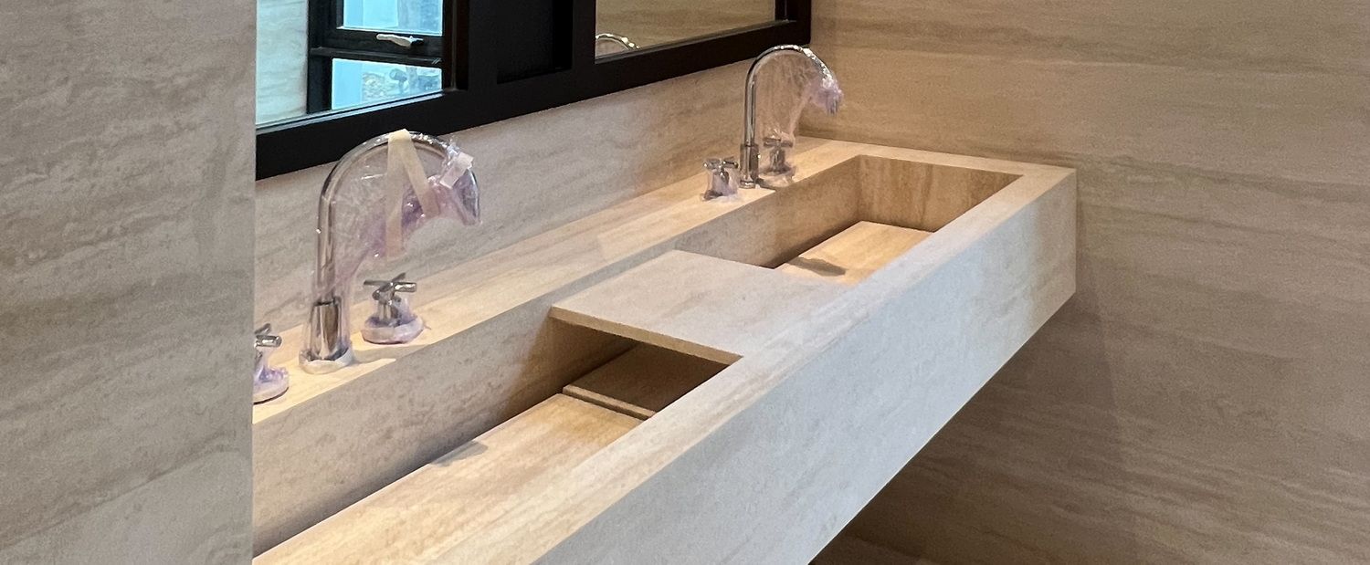Residence Charoenkrung bathroom Travertino Ondulato
